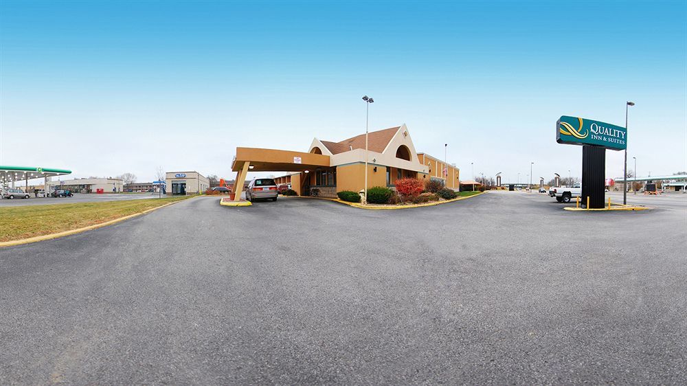 Quality Inn & Suites Near I-480 And I-29 Council Bluffs Exterior foto